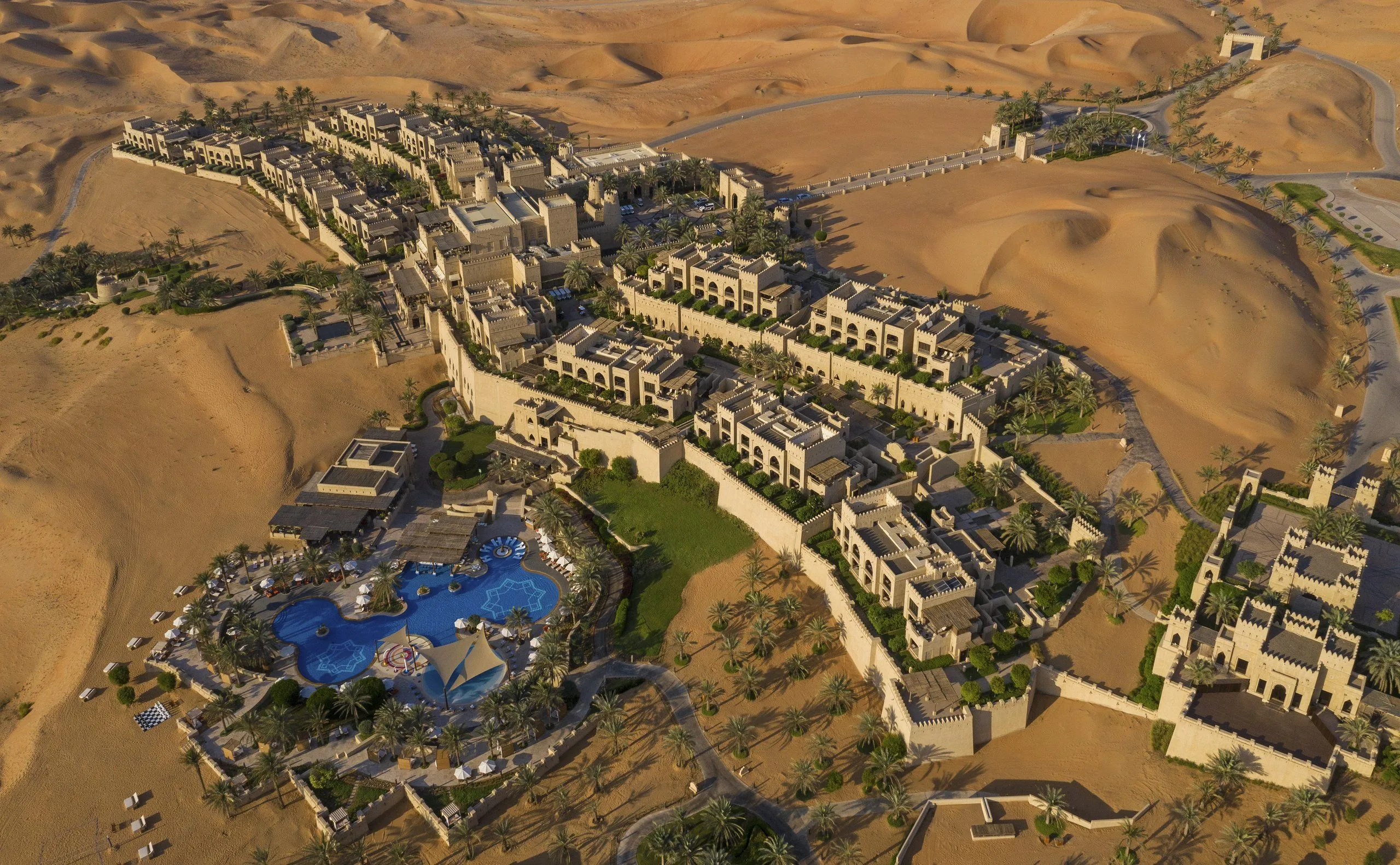 Qasr Al Sarab Desert Resort by Anantara — Eindruck 8